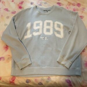 Taylor Swift 1989 Sweatshirt